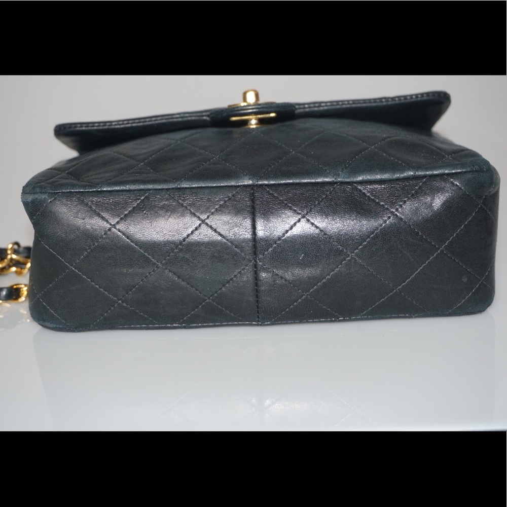 Chanel Vintage Quilted Square Flap Lambskin Bag - Picture 4 of 8